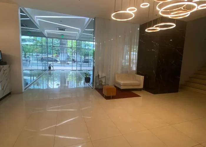 Penthouse Loft Unit With Balcony 3309 Ama Tower Apartment Manila