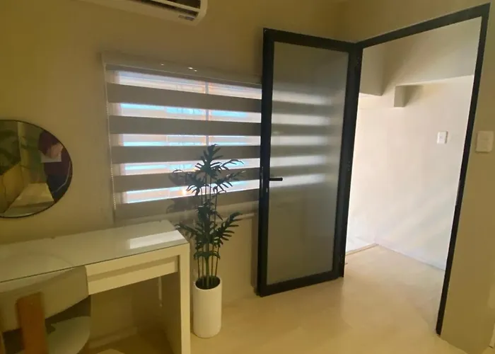 Penthouse Loft Unit With Balcony 3309 Ama Tower Manila