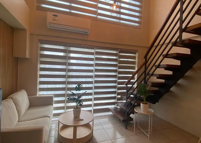 Penthouse Loft Unit With Balcony 3309 Ama Tower Manila