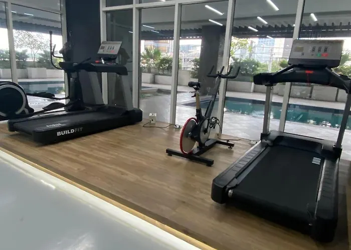 Penthouse Loft Unit With Balcony 3309 Ama Tower Apartment Manila